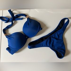 Like New- Women’s Victoria’s Secret Push Up Swimsuit Size 32B top Small Bottom